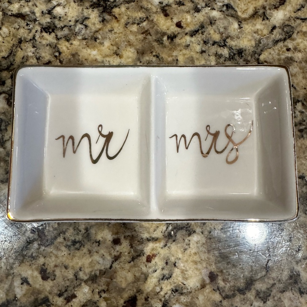 Mr & Mrs Ring Dish
